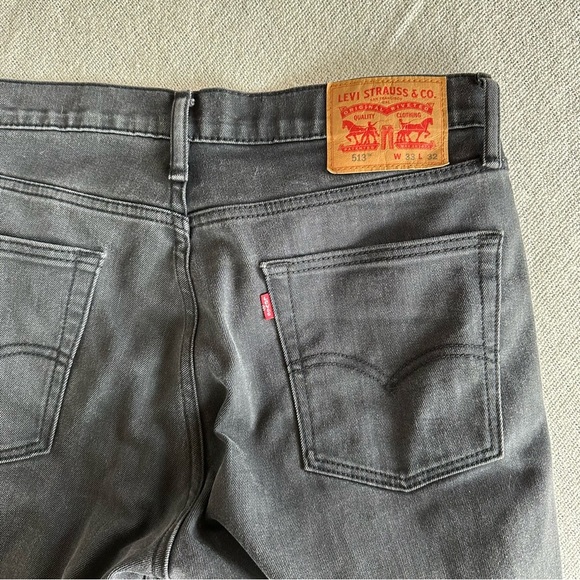 Levi's Men's Relaxed Black Jeans - Picture 5 of 7